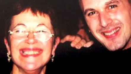 Extraordinary Lives - Mark Caviola