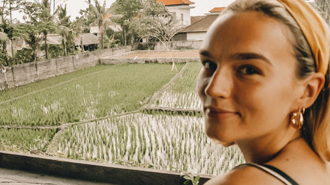 Extraordinary Lives - Victoria Bennett