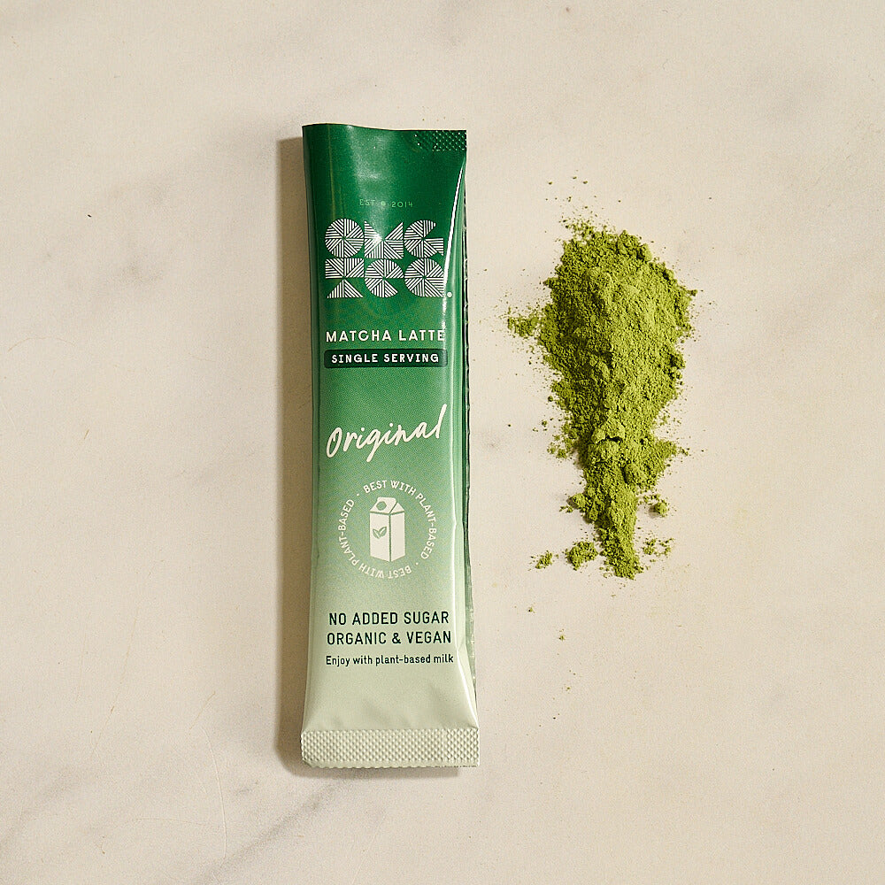 matcha latte original sachet with matcha powder